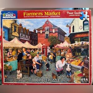 White Mountain Farmers Market Puzzle -
No missing pieces